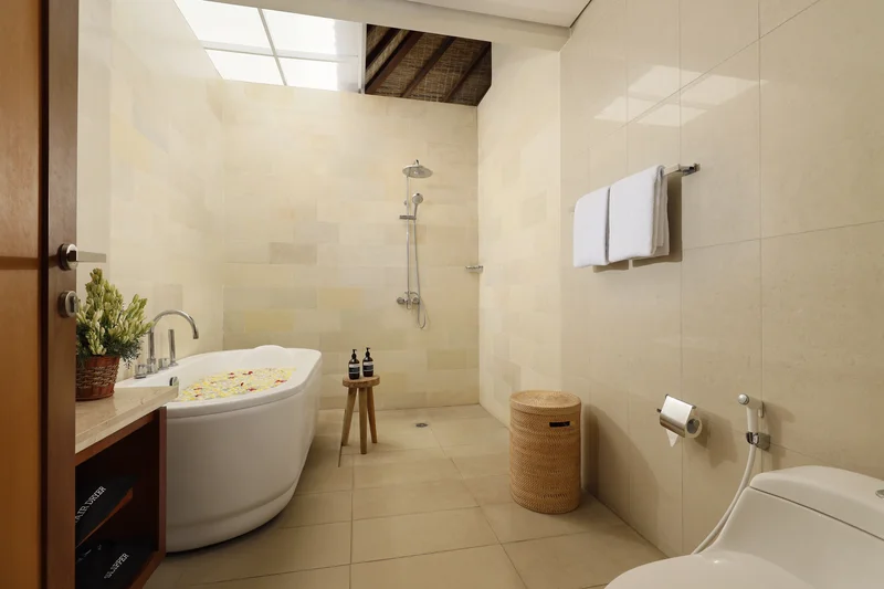 Villa 6 Kamar di Canggu Bali