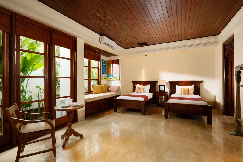 Villa Konsep Tropical di Jimbaran Bali