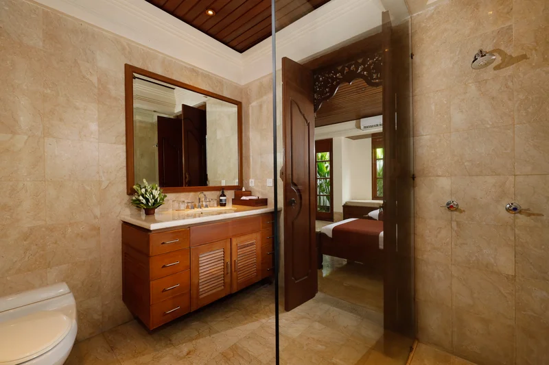 Villa Konsep Tropical di Jimbaran Bali