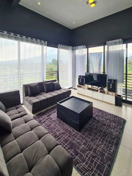 Villa Estetik Dengan View Persawahan di Kota Batu, Villa Cityscape