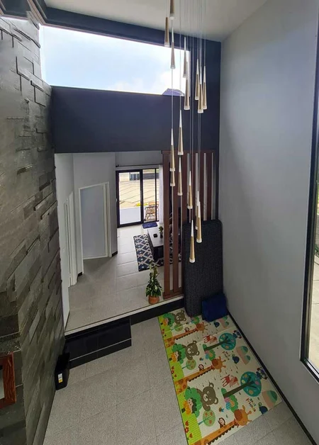 Villa Estetik Dengan View Persawahan di Kota Batu, Villa Cityscape