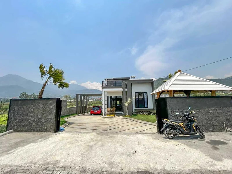 Villa Estetik Dengan View Persawahan di Kota Batu, Villa Cityscape