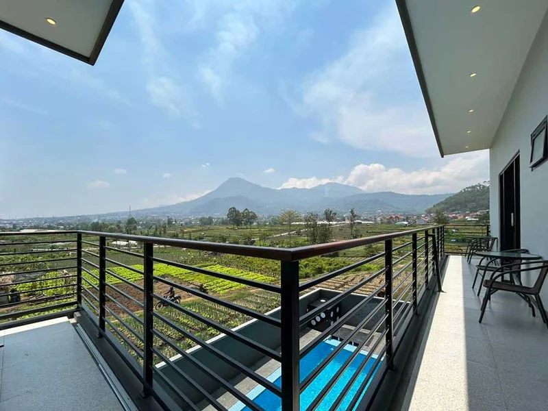 Villa Estetik Dengan View Persawahan di Kota Batu, Villa Cityscape