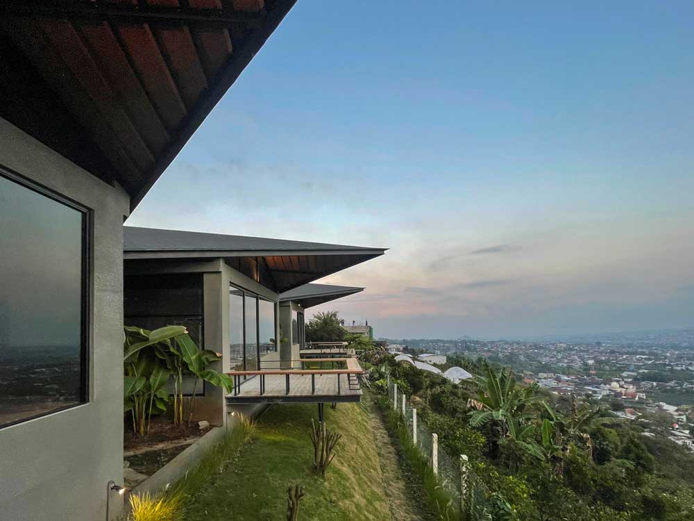 Concrete Bungalow Kota Batu