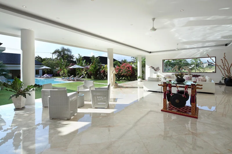 Villa 5 Kamar Private Pool di Canggu Bali