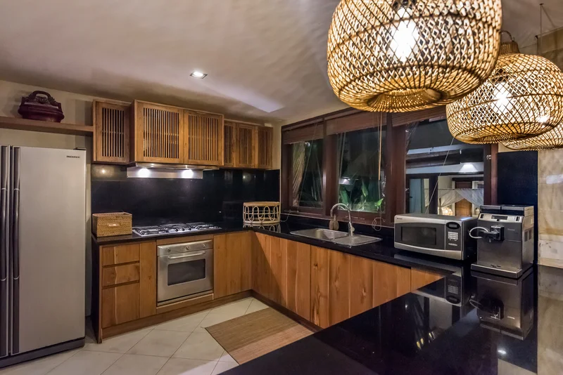 Villa 5 Kamar Dekat Pantai Nelayan Bali