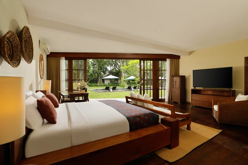 Villa 6 Kamar Konsep Joglo Tradisional Bali, Villa Tirtadari