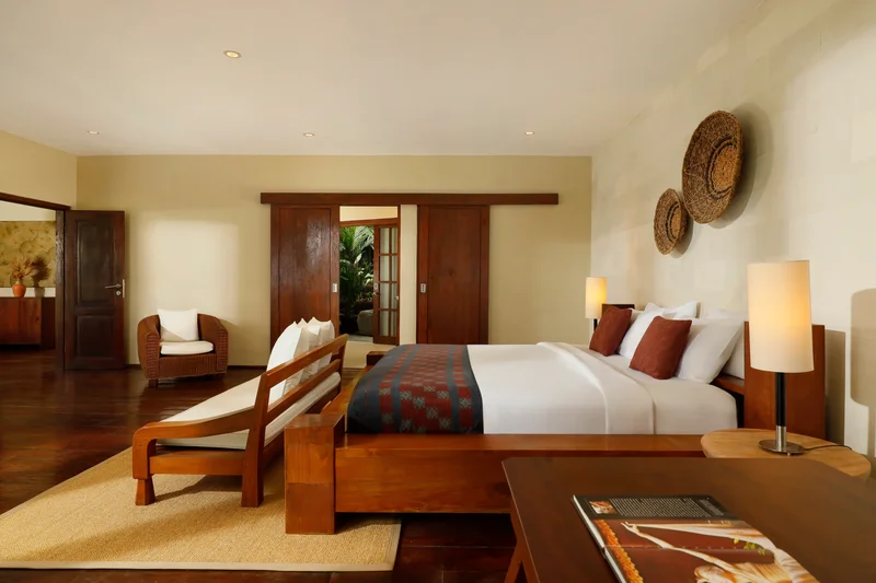 Villa 6 Kamar Konsep Joglo Tradisional Bali, Villa Tirtadari