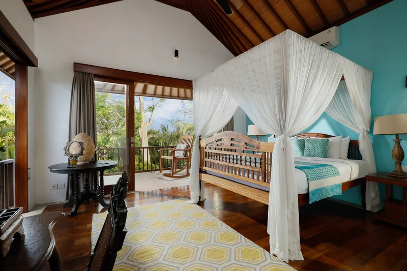 Villa 6 Kamar Bergaya Bali Kontemporer