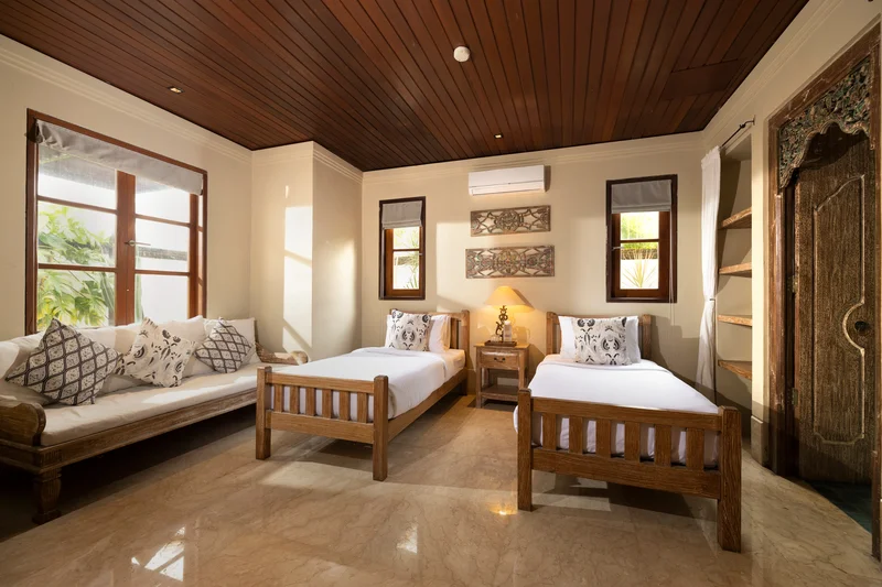 Villa 3 Kamar Kontemporer Jimbaran Bali, Villa Grasshopper
