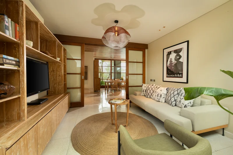 Villa 3 Kamar Kontemporer Jimbaran Bali, Villa Grasshopper