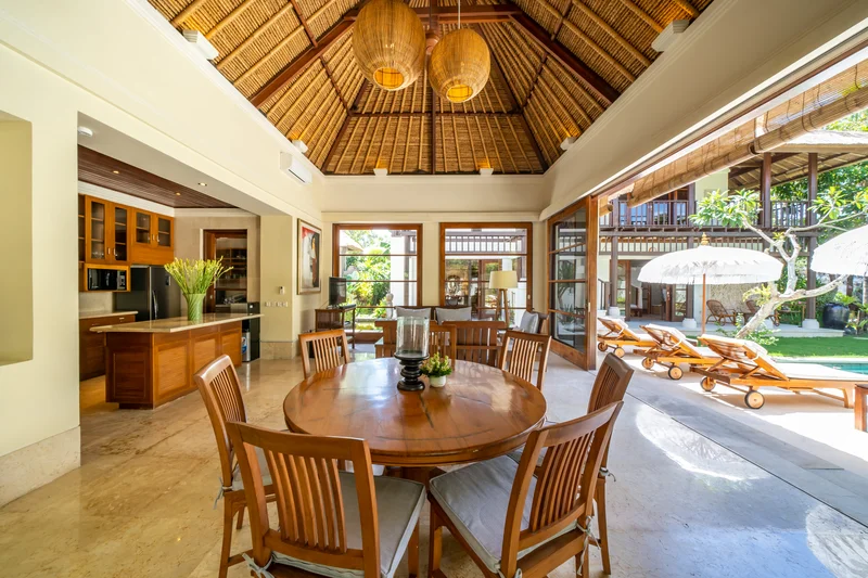 Villa 3 Kamar Dekat Teluk Jimbaran Bali, Villa Yasmine