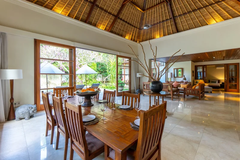 Villa 4 Kamar Eksklusif Daerah Jimbaran, Villa OHM