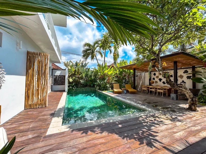 Villa 3 Kamar Dekat Pantai Segara Bali, Villa The Suar Sanur