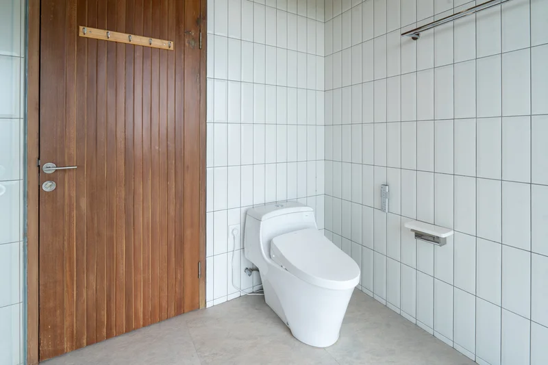 Villa 4 Kamar Eksklusif Modern Minimalis di Pecatu Bali, Villa Avocagolf