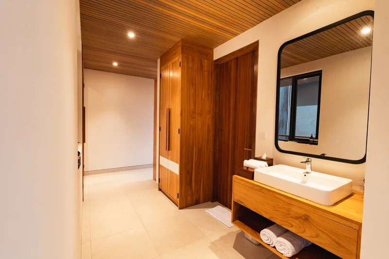 Villa 4 Kamar Eksklusif Modern Minimalis di Pecatu Bali, Villa Avocagolf