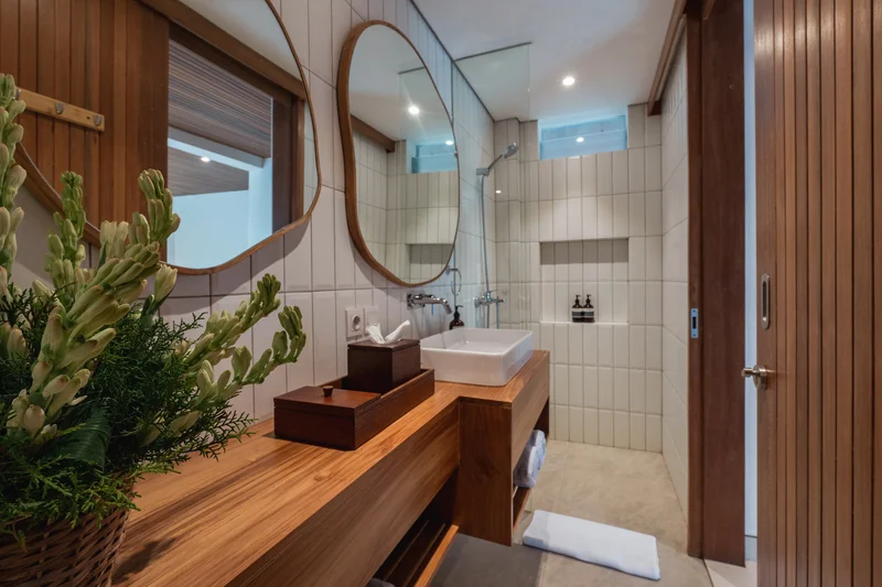 Villa 4 Kamar Eksklusif Modern Minimalis di Pecatu Bali, Villa Avocagolf