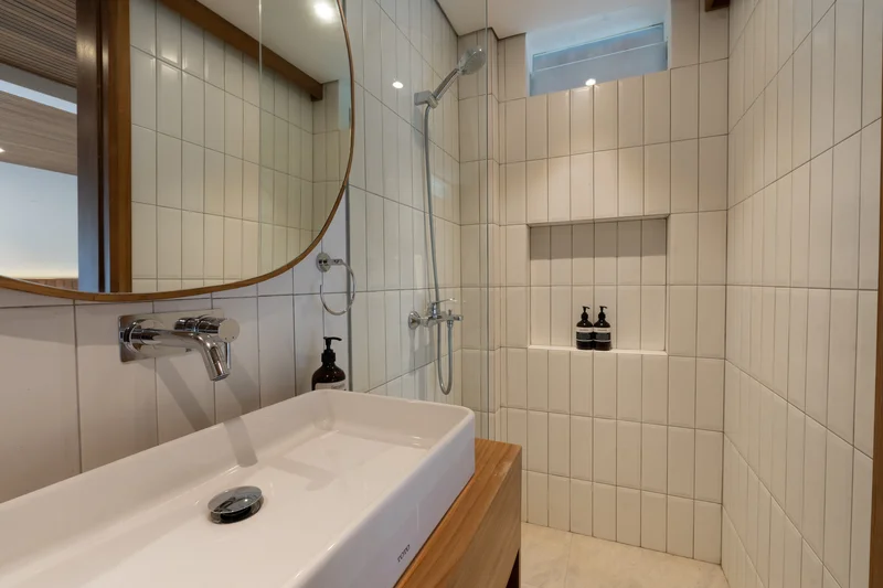 Villa 4 Kamar Eksklusif Modern Minimalis di Pecatu Bali, Villa Avocagolf