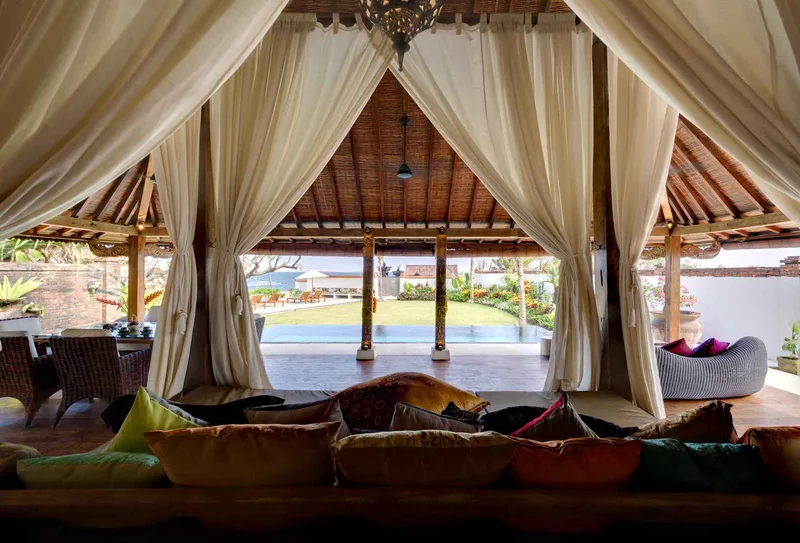 Villa 3 Kamar Konsep Tradisional Jawa di Bali