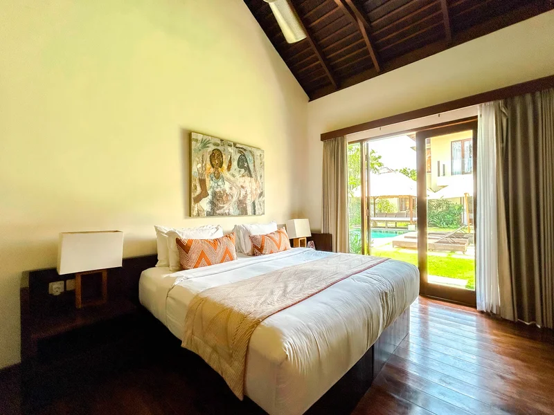 Villa 5 Kamar Seminyak Bali, The Suar Seminyak