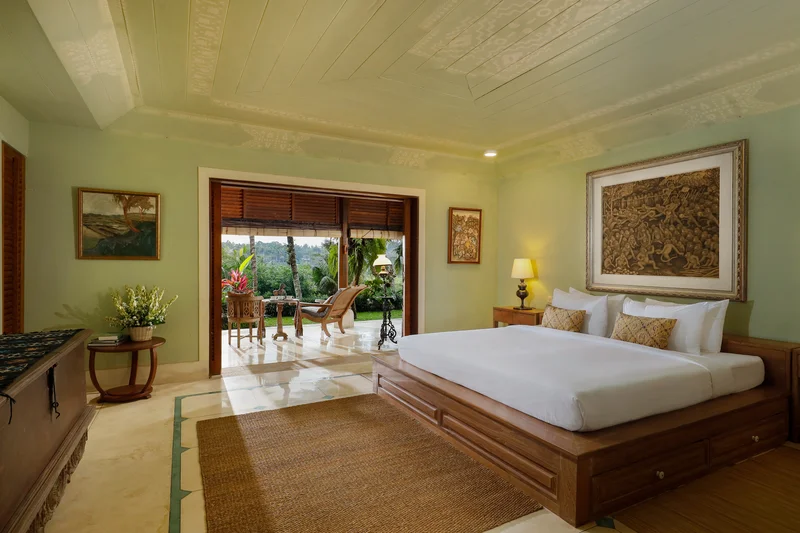 Villa 6 Kamar Tabanan Bali, Villa Omecure