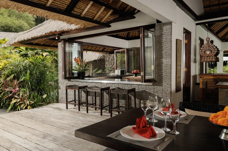 Villa 6 Kamar Tabanan Bali, Villa Omecure
