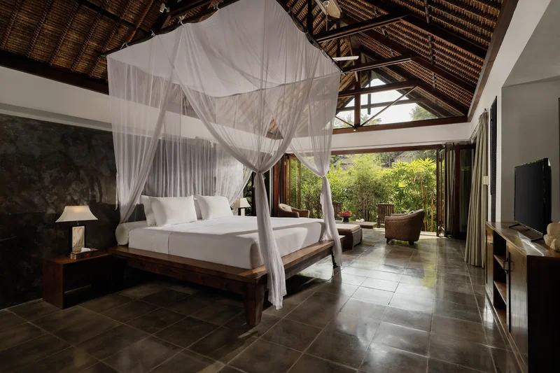 Villa 6 Kamar Tabanan Bali, Villa Omecure