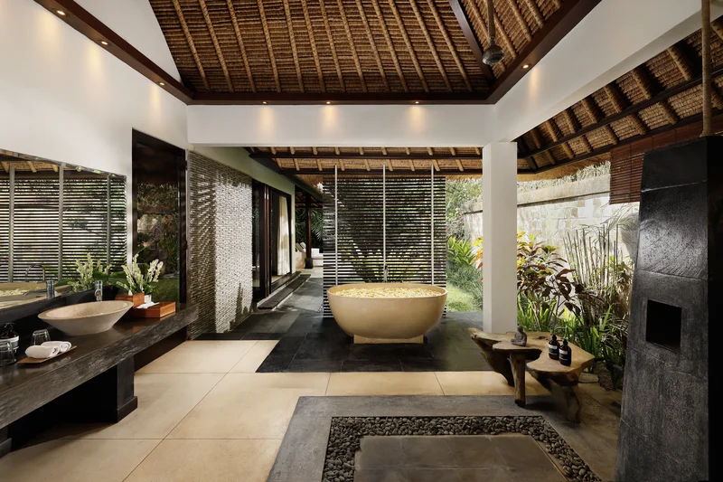 Villa 6 Kamar Tabanan Bali, Villa Omecure