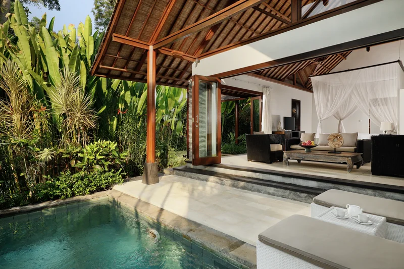 Villa 6 Kamar Tabanan Bali, Villa Omecure