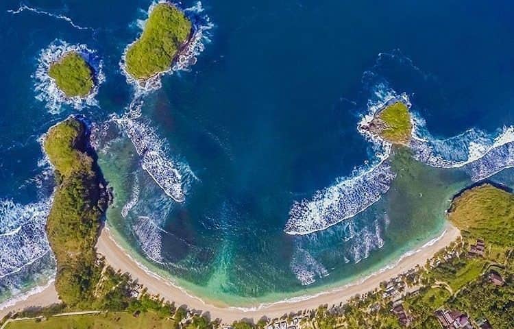Pantai Watukarung